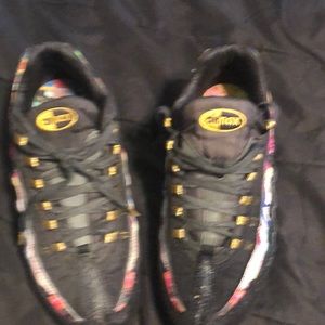 Youth boys Nike Airmax